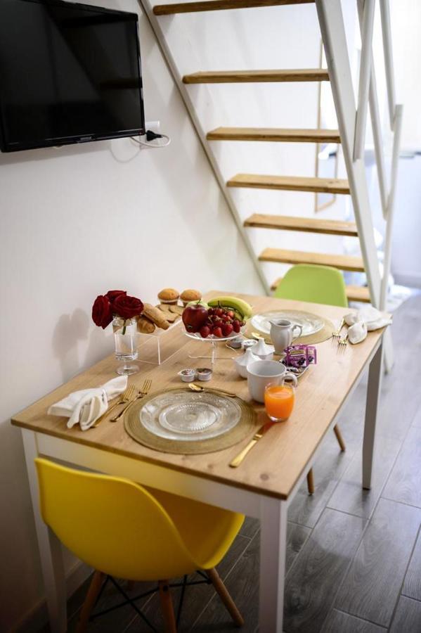 Central Guest House Neapol Zewnętrze zdjęcie
